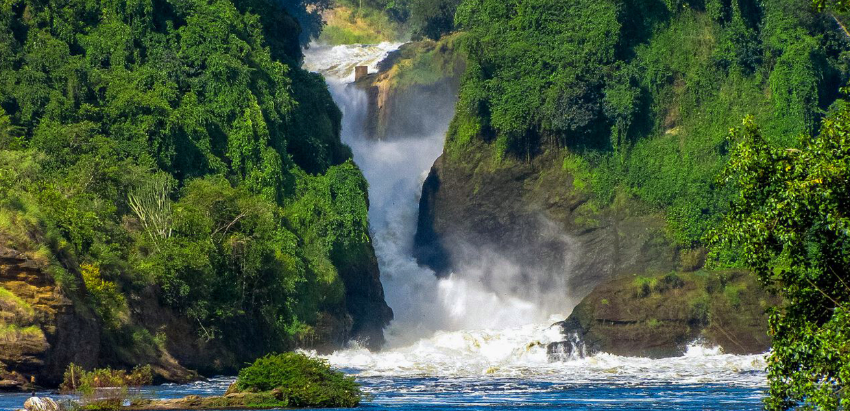 The gushing Murchison Falls in Murchison Falls National Park. Credit: BuckeListly.blog